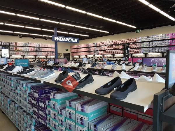sketchers factory outlet near me